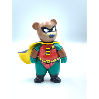 BubbleButtBear Figurine - Robin